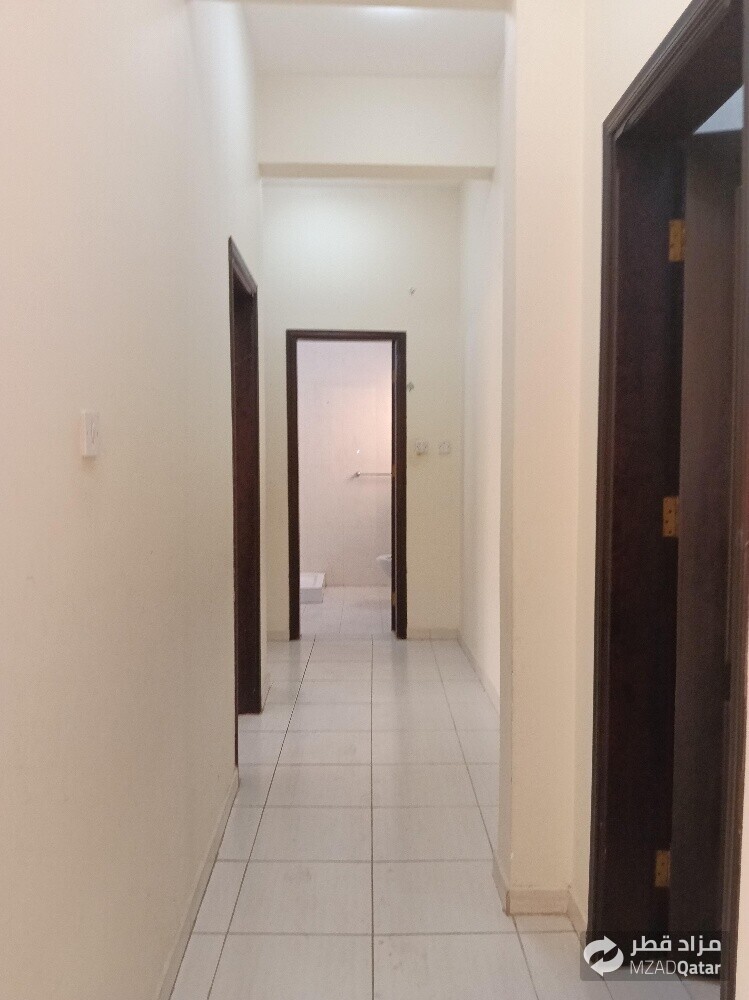 Apartment for rent in Madinat Khali - 11