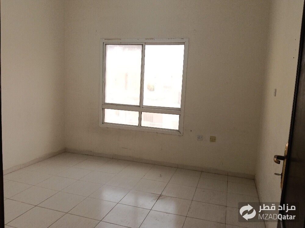 Apartment for rent in Madinat Khali - 15