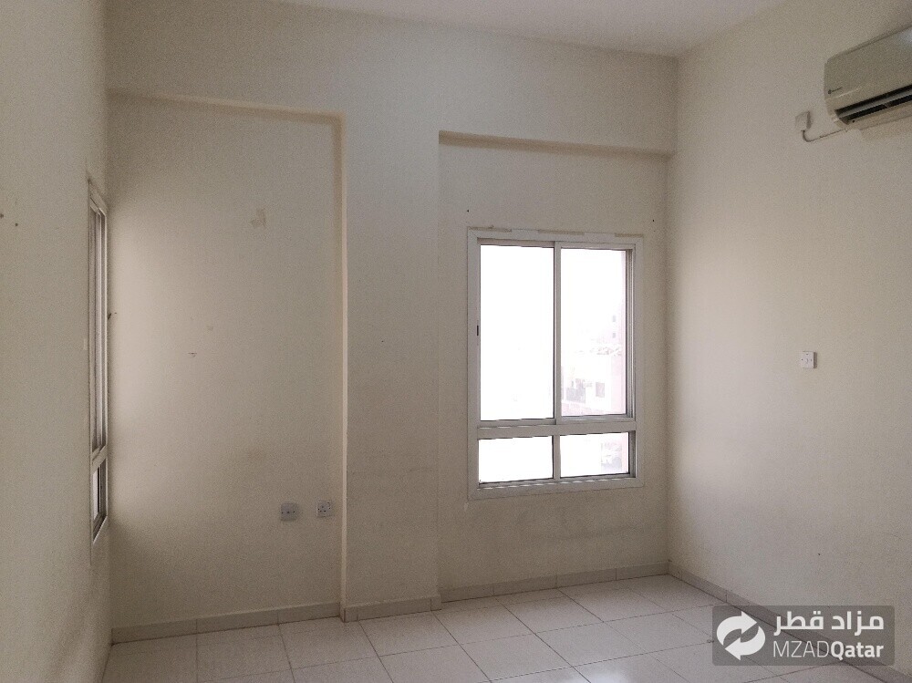 Apartment for rent in Madinat Khali - 19