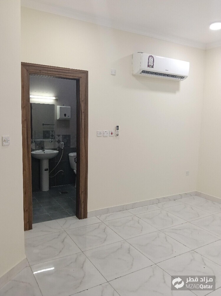 Villa for rent in Al Gharafa, 5bhk - 4