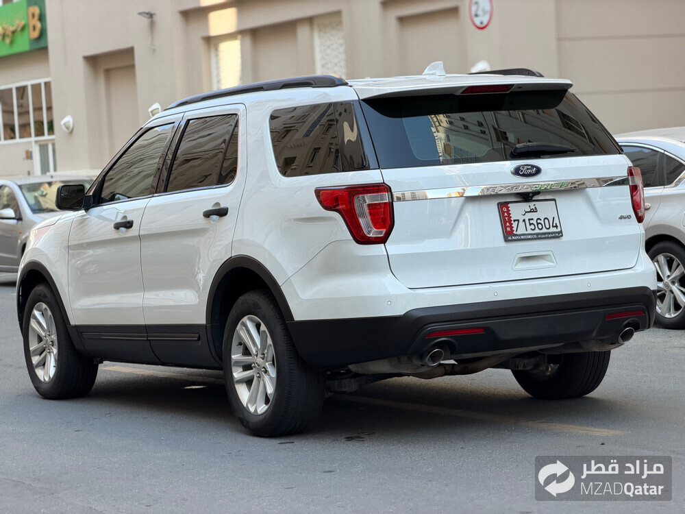 Ford explorer - 4