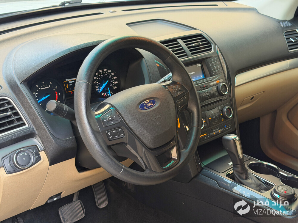 Ford explorer - 8