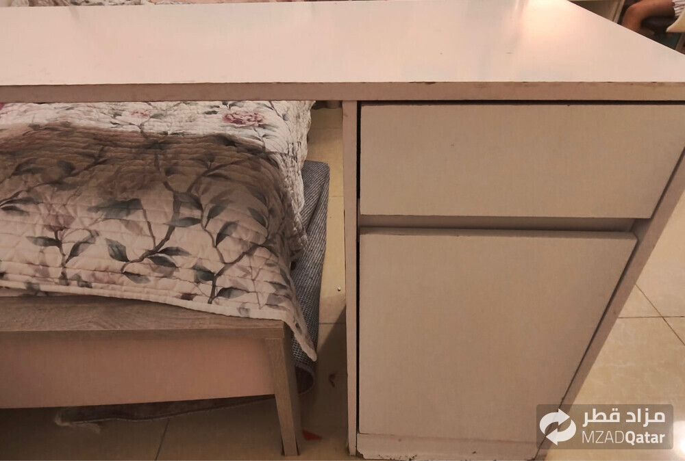  desk and storage drawer free - 1