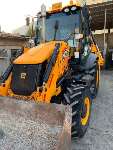 JCB BACKHOE LOADER 2016 for RENT 