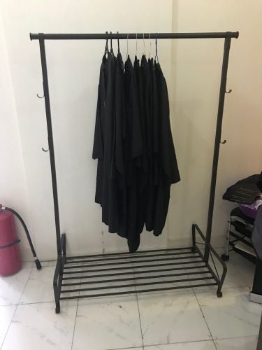 NEW Standing Metal Rod Hanger