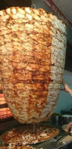معلم شاورما يبحث عن عمل