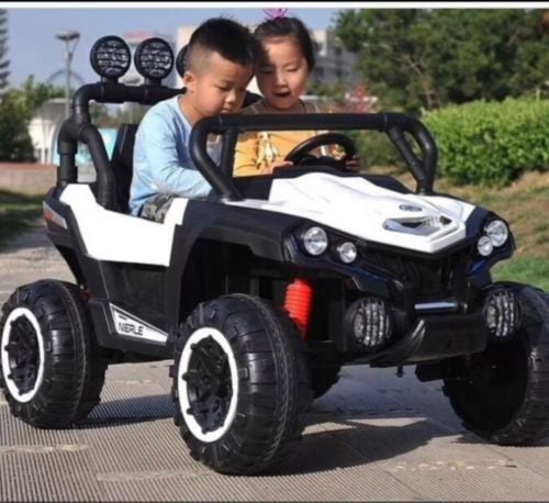 BABY RIDEN CAR 