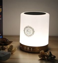 سماعات قرأن كريم مضيء باصوات قرأ