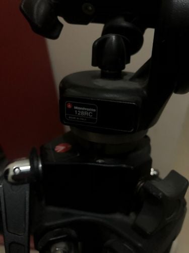 Manfrotto  Trippd/camera plate
