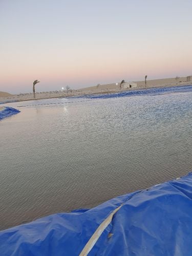 نقوم بعمل البرك الطبيعيه للمزارع