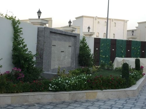 ديكور وعشب صناعي
