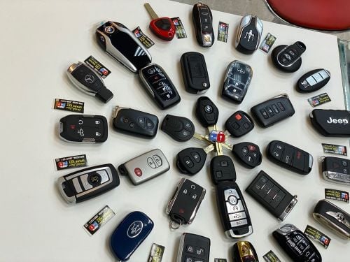 برمجة وبيع مفاتيح