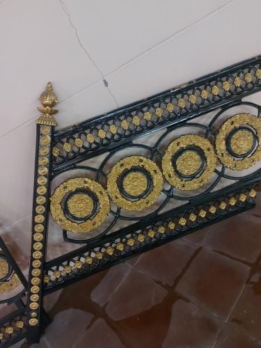 giryl door for sale