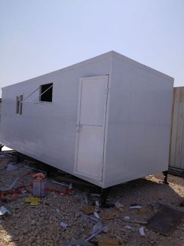 cabin kitchen toilet