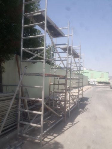 سقالات المنيوم للبيع 