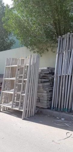 متوفر سقالات مستعمل 