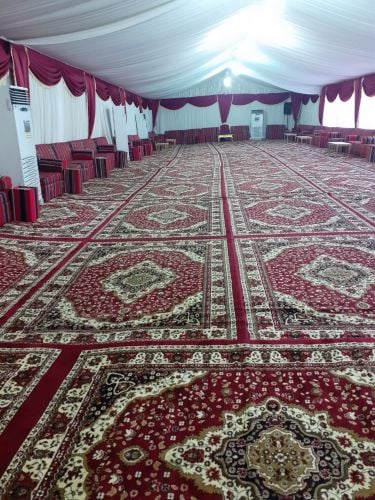 حفلات داخل الخيام
