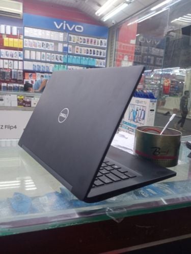 Dell Latitude i7