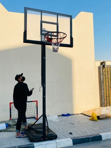 Basketball stand