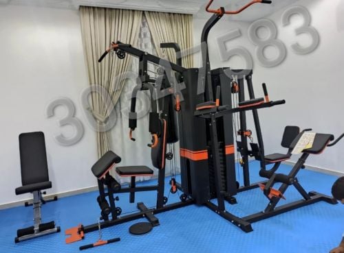 آلة رياضية متعددة الوظائف