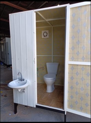 122/122 new toilet for sale