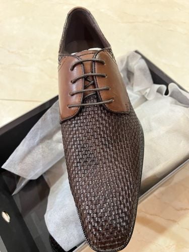 حذاء رجالي جديد مقاس 39 