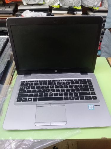 HP Laptop 840-G3 i5