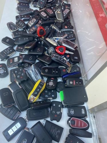 برمجة وبيع جميع الاقفال