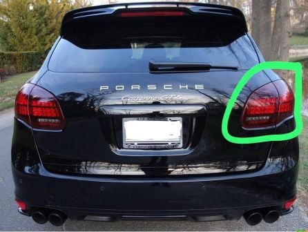 Porsche Cayenne 2013 back light