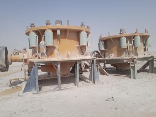 كسارات وغرابيل ونعامات  وفيادر