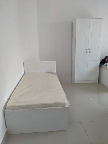 New Single wood and metal Bed
