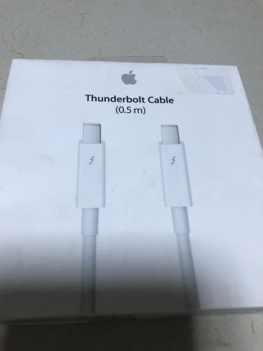 Thunderbolt cable (0.5)