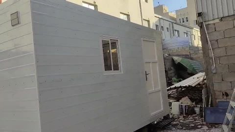 كببنة جاهزة ٣*٤ مع حمام و مطبخ