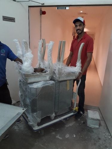نقل الاثاث مع نجارين خبرة عاليه