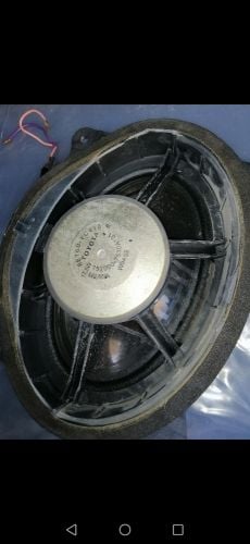 1 TOYOTA SPEAKER ORIGINAL---