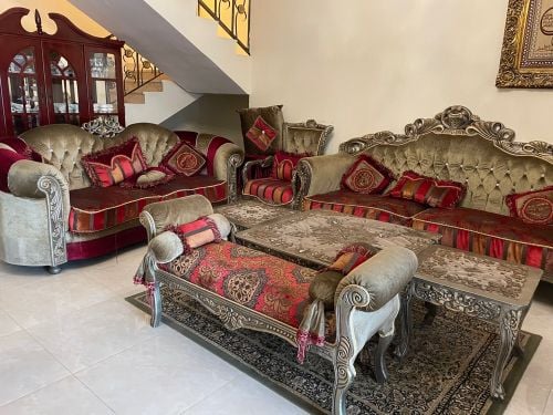 living room set with tables