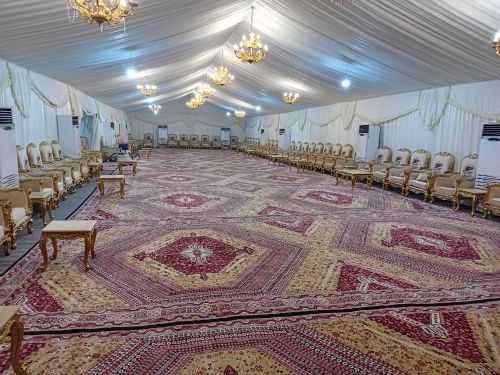 المتقدم لتأجير الخيام الملكيه