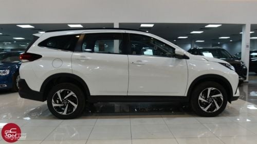 سيده لتوصيل في أم صلال محمد