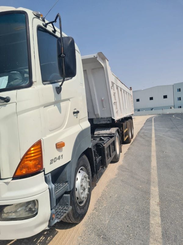Truck/Trailer for Sale
