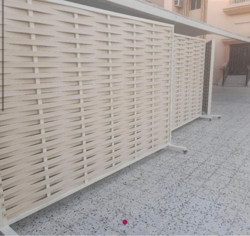 مظلات وسواتر   