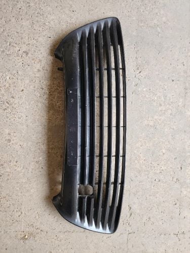 camry grill