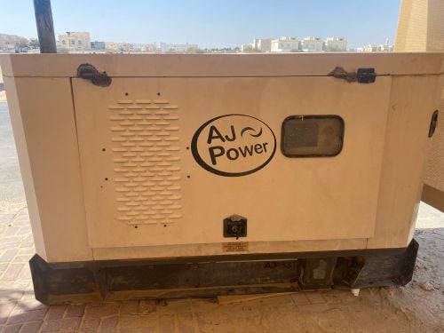 تأجير جميع انواع مولدات الكهرباء 