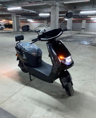 electric scooter