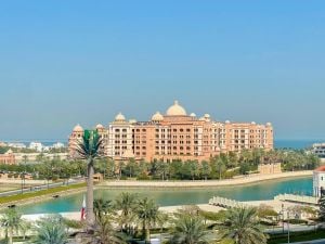2-Bedroom Apartment with Full Sea View