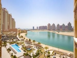 1-Bedroom Apartment with Scenic View