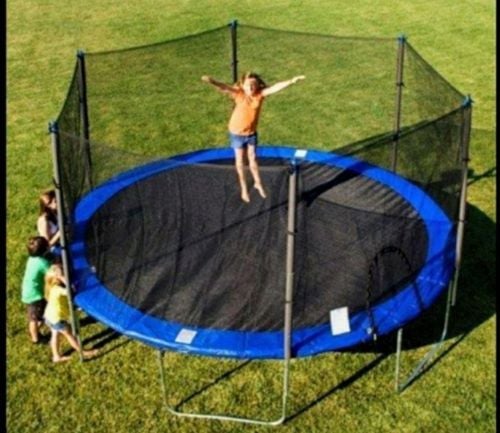 Trampoline 