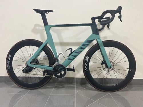 Canyon Aeroad CF SLX 7 eTap 