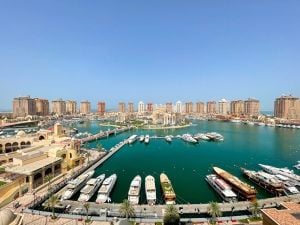 Chic 1-Bedroom Apartment with Scenic Marina Views