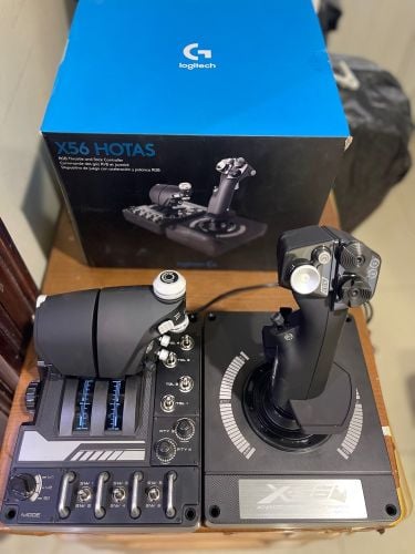 Aircraft simulator controller