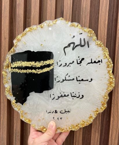 لوحة مع تصميم 
